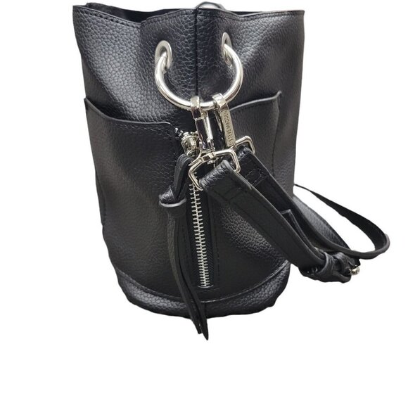 Steve Madden Small Crossbody Bag. New With Defect. Missing side zipper c… - Picture 2 of 11